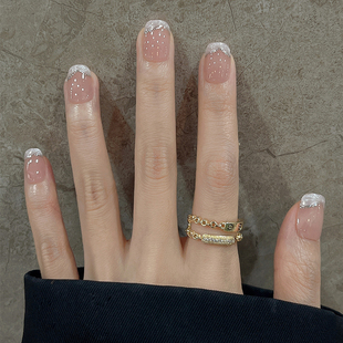 纯手工穿戴甲短款裸色猫眼新娘美甲显白2026年新款高级感雪域波齐