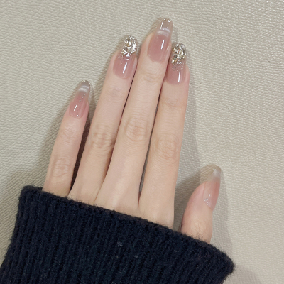 轻奢高级感成品贴片裸色碎钻猫眼