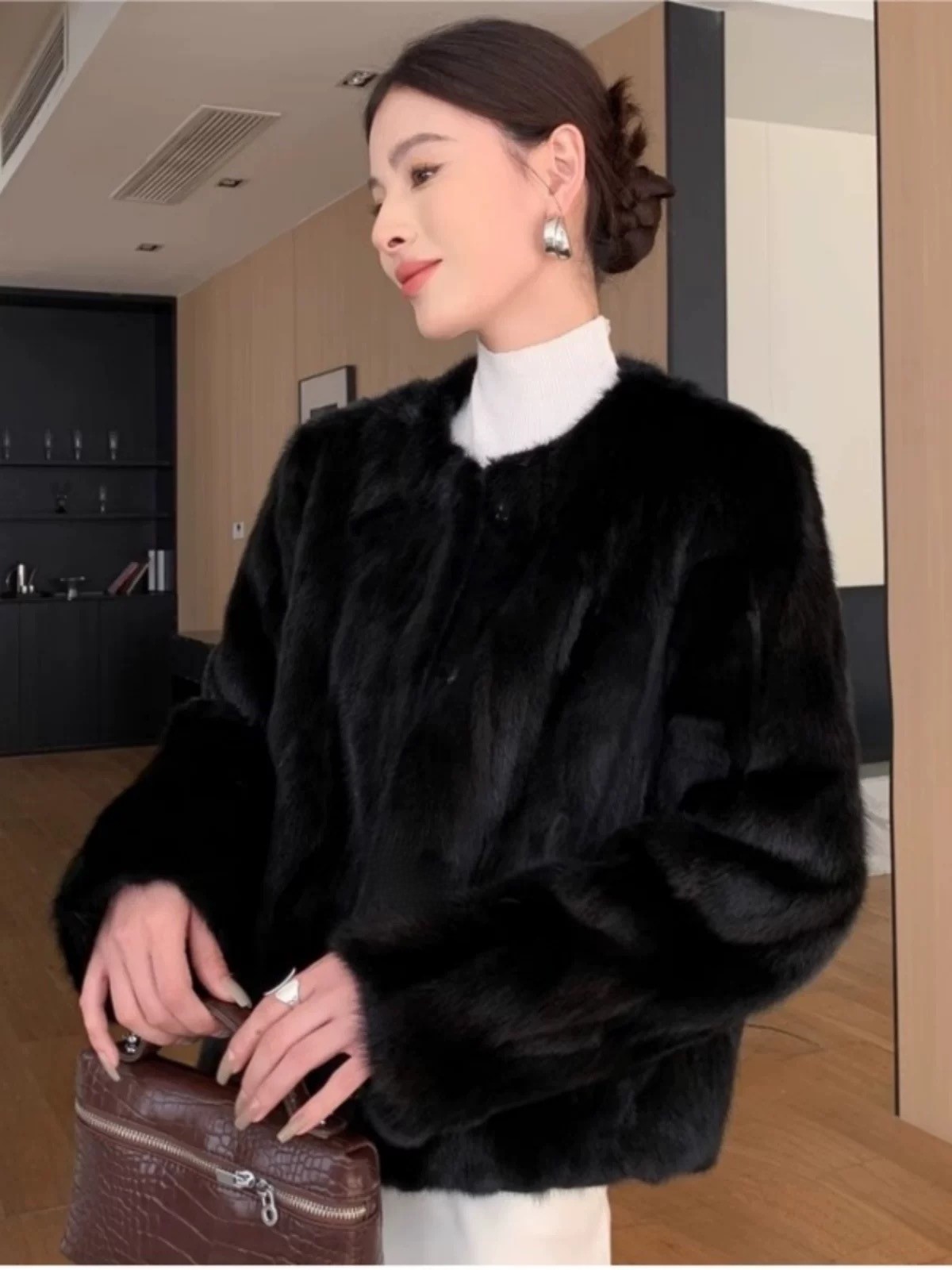 高端小胡羊毛外套皮草-2519,女装/女士精品,短外套,淘宝优惠券,粉丝福利购,淘宝优惠卷