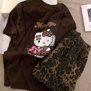 家居服套装 可爱卡通豹纹kt猫带胸垫睡衣女夏天新款 韩版 短袖 短裤