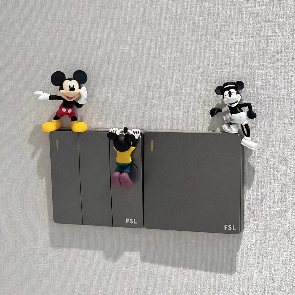 米奇装饰品插座摆件开关面板米奇装饰品玄关墙贴装饰