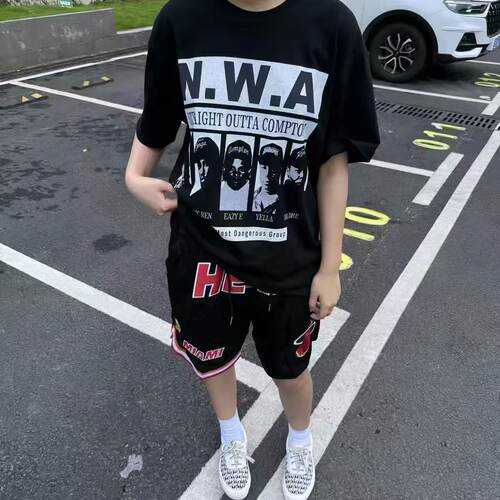 黑色高街匪帮宽松短袖棉T恤男