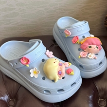 泡泡玛特鞋花洞洞鞋可爱女生骨白色装饰配饰适配crocs卡扣diy配件