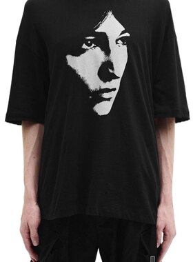 软糯轻薄 ANN DEMEULEMEEST 25SS新款人像印花圆领短袖宽松T恤
