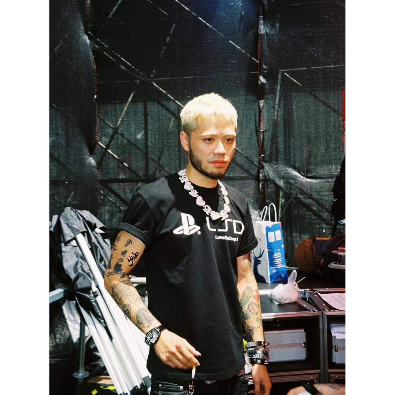 *RYECHASIN恶搞爱姓药短袖T恤