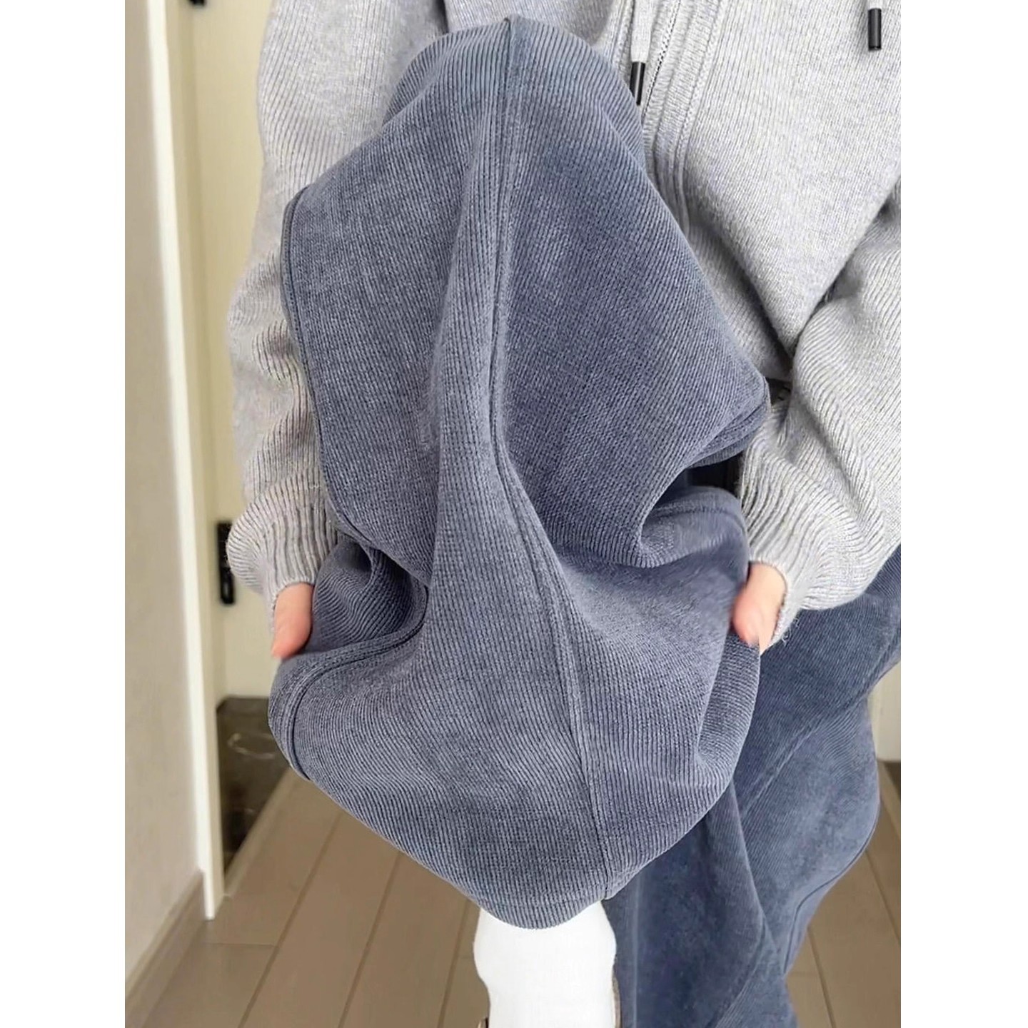 灰色欧棉绒阔腿裤女秋冬新款韩版高腰加厚加绒直筒运动休闲卫裤子