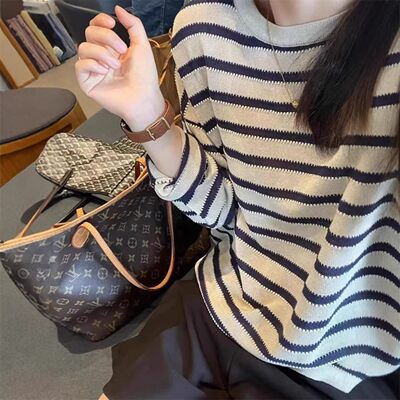 春装女款2026年新款超火