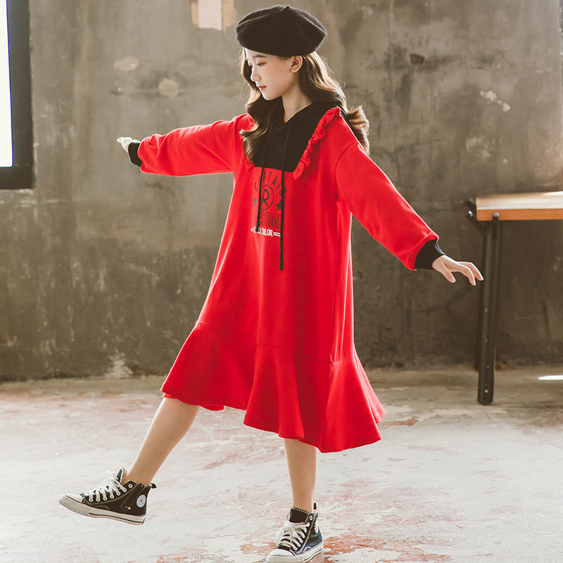 女童春装连衣裙长袖2025新款宝宝休闲红色裙摆儿童装裙子洋气