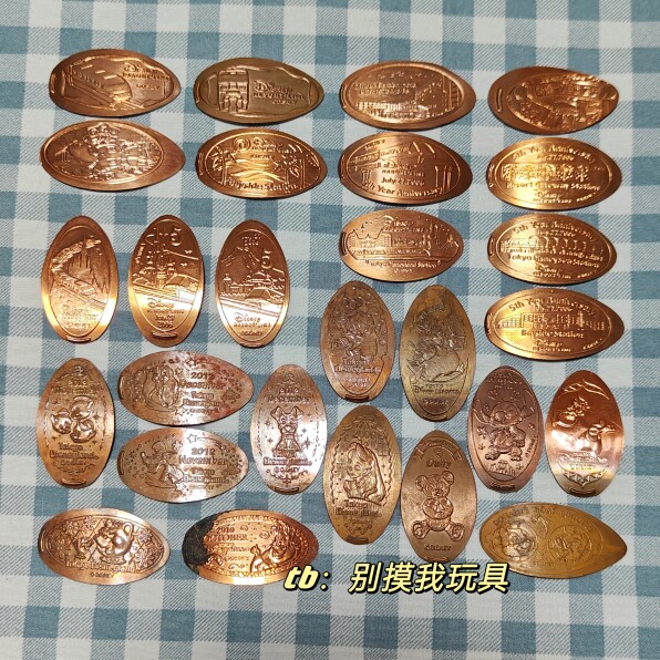 24日本东迪三只小猪小姐狗流浪史迪奇茶壶太太维尼奇奇蒂蒂纪念币