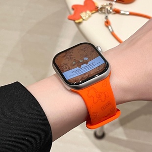 启乾 马年新款趣味可爱适用iwatchs10/9苹果Applewatch7手表表带SE8马上有钱橙色硅胶透气6运动5/4/3新年ins
