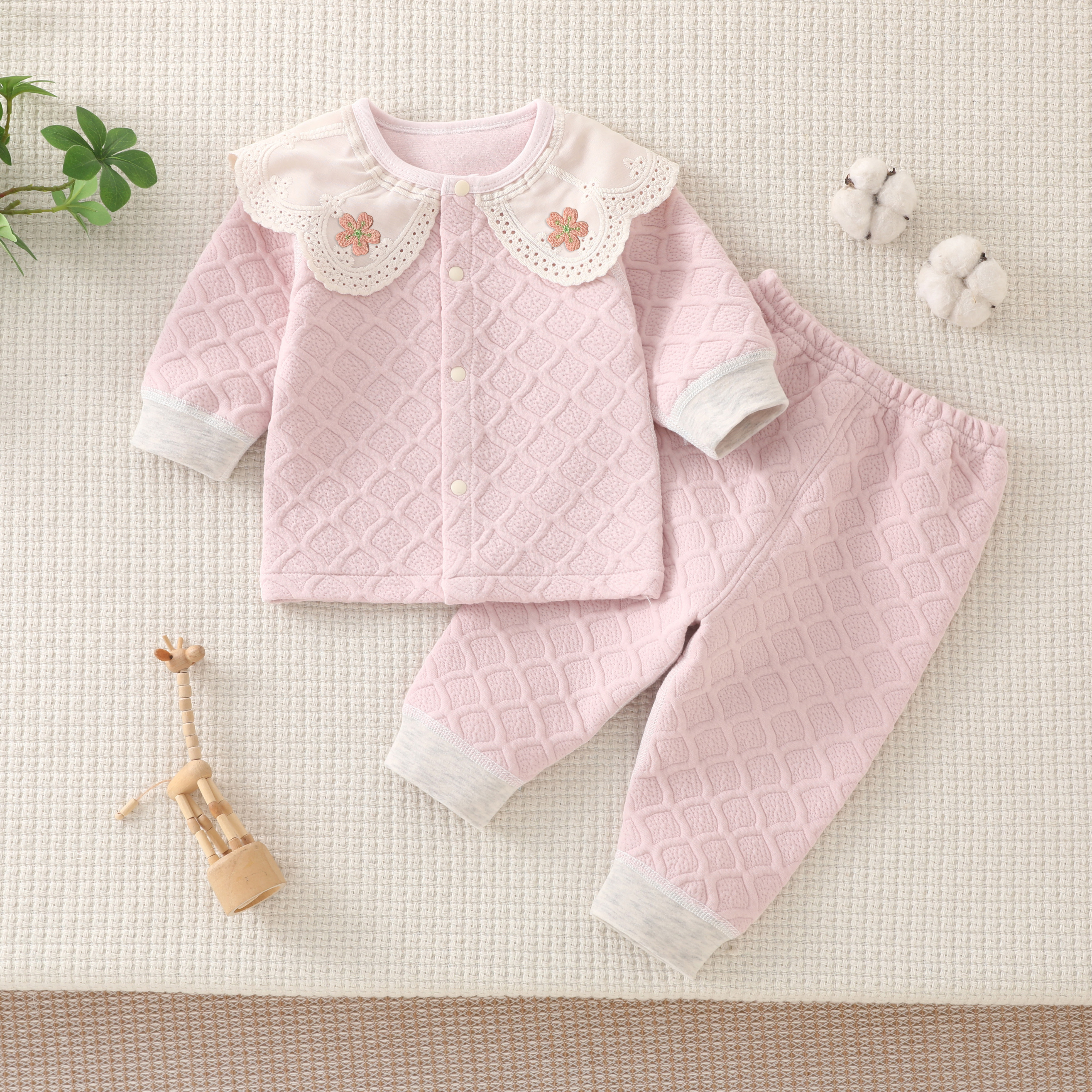 女宝宝衣服秋冬装保暖内衣套装女童加厚夹棉睡衣冬款儿童家居服