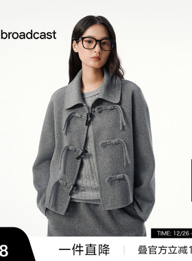 【播奥莱】播翻领牛角扣短款灰色毛呢外套女秋冬上衣DDS4AD5284
