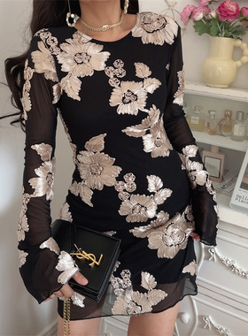 chenopod上身纸片人自制2025秋季立体浮雕花朵网纱黑色长袖连衣裙