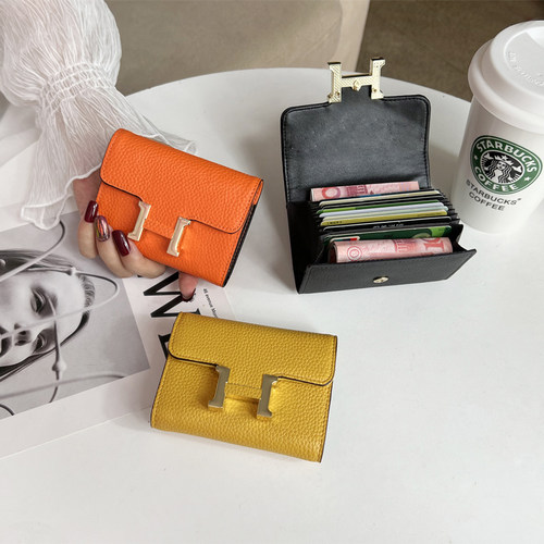 真皮卡包女式小巧2025新款超薄大容量多卡位精致驾驶证卡套一体包