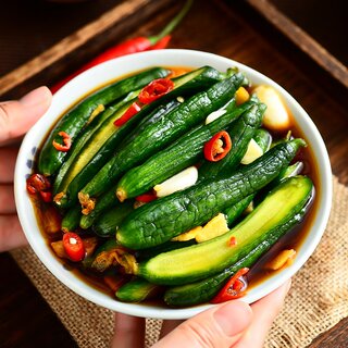 地窖韩式泡菜黄瓜300g韩国风味辣白菜延边朝鲜族下饭菜腌黄瓜咸菜