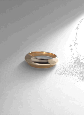 日潮跑腿COCOSHNIK 粉扑石戒指 1宝石指环