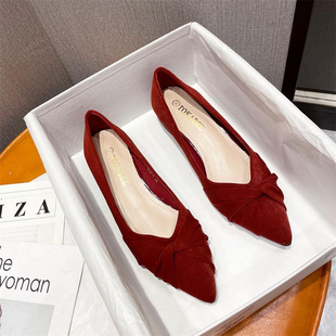 3CM小低跟红色婚鞋女韩版法式百搭尖头粗跟单Q鞋女鞋时尚春秋瓢鞋