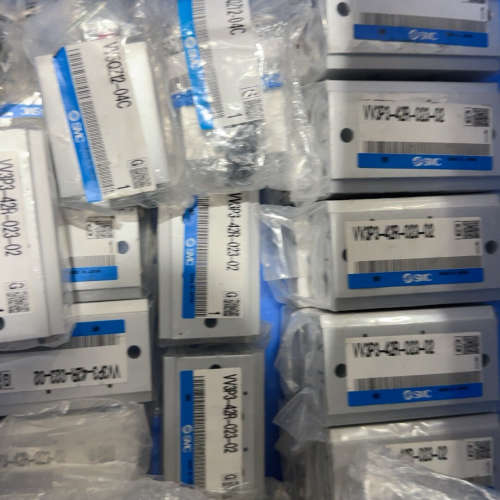 SMC汇流板VV3P3-42R-023-02 VV5QZ12议价