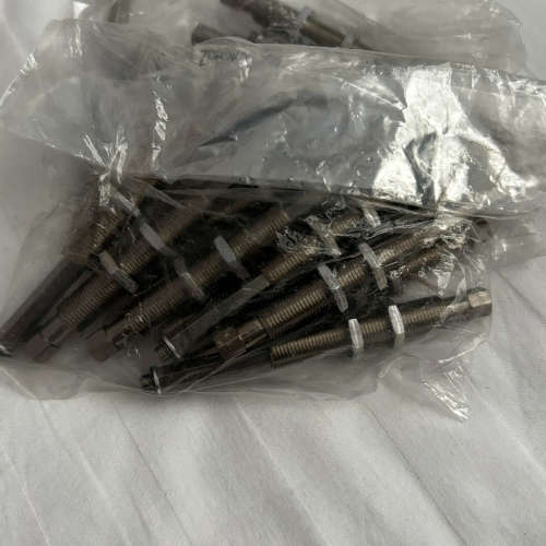 SMCZPB2K30-B5数量37个 !议价