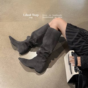 IDEAL STEP韩版尖头粗跟女冬季堆堆靴绒面高筒靴百搭时装靴内增高