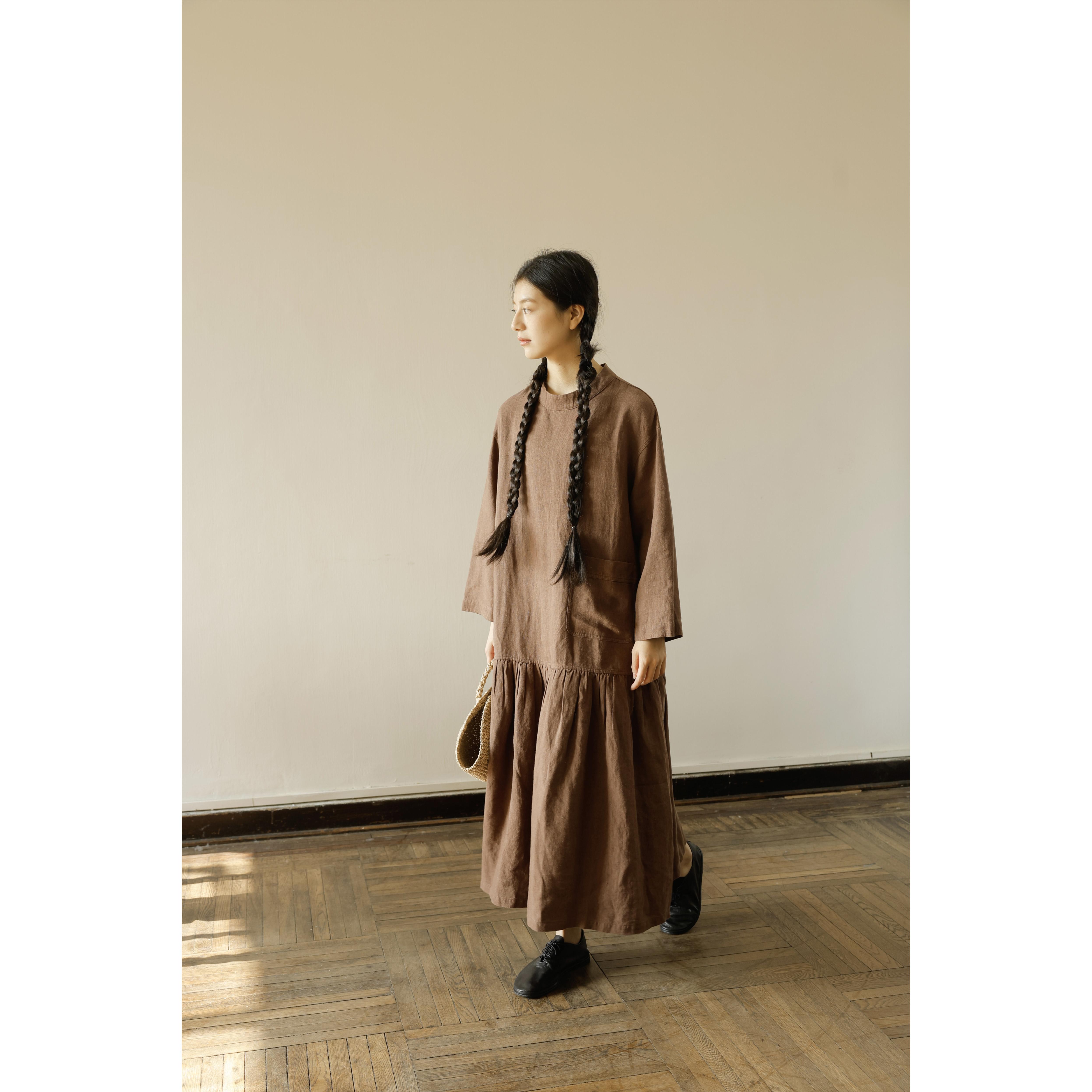 复述汉麻 自然古朴味赭土色 松弛低腰节小立领连衣裙