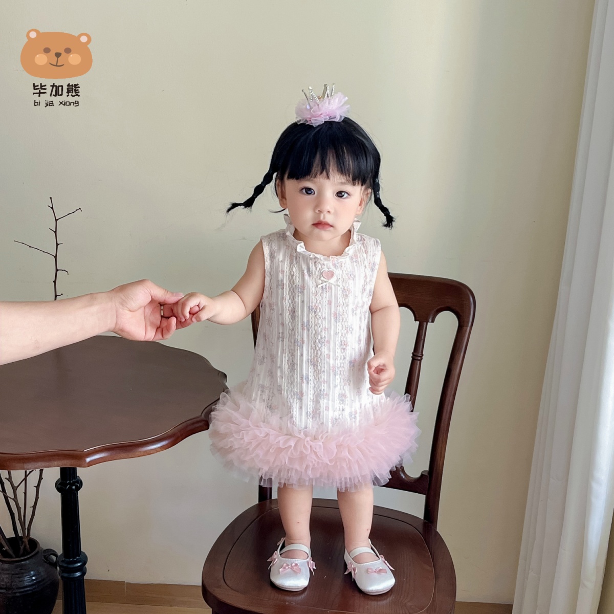 女童连衣裙2025新款夏季超好看炸街背心蛋糕裙儿童周岁礼服公主裙