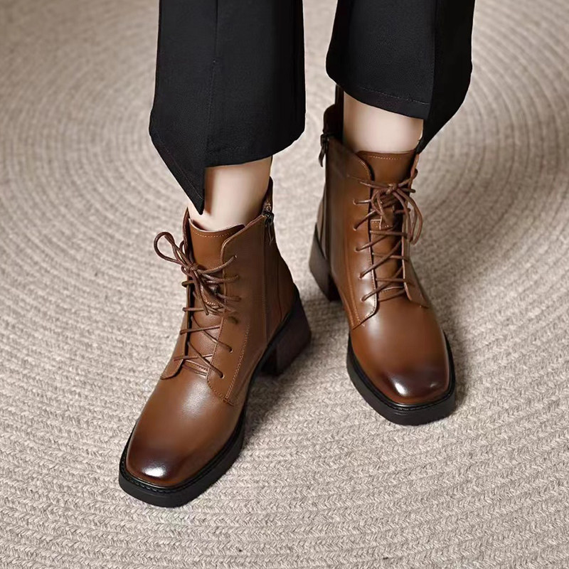 秋冬季新款加绒加厚保暖软底女士头层牛皮时尚粗跟马丁鞋真皮短靴