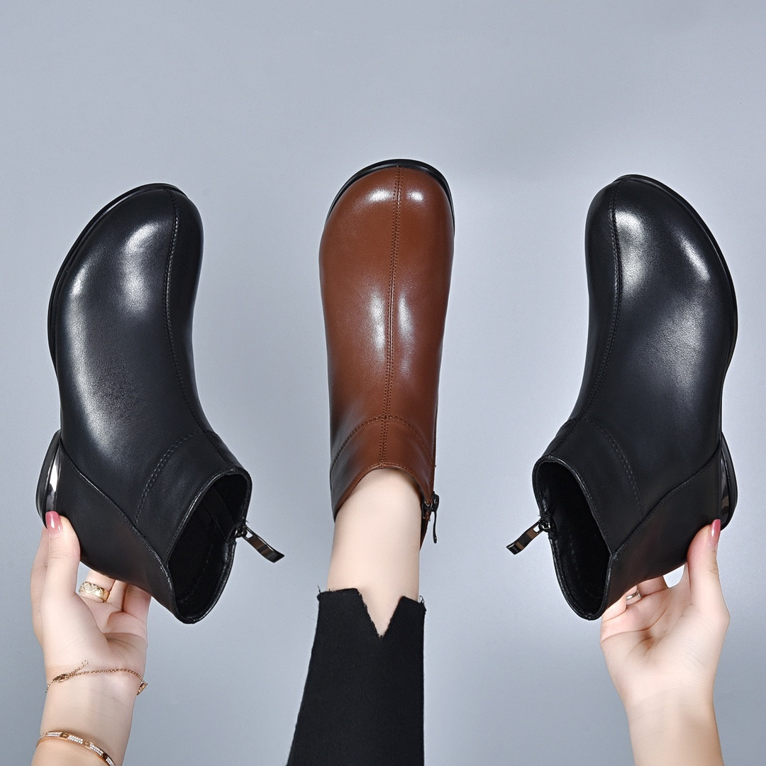 真皮圆头短靴女冬季低跟加绒马丁靴不挤脚头层牛皮秋款单靴子5716