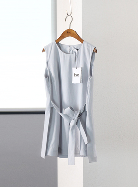 ise正品清仓 夏季浅灰色圆领无袖系带款小衫P1710006-1089