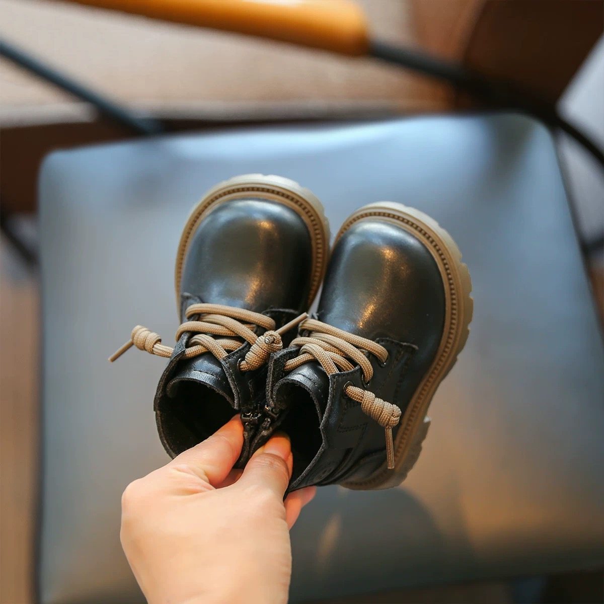 真皮宝宝马丁靴2025秋冬新款儿童短靴女小童皮靴软底男童加绒棉靴