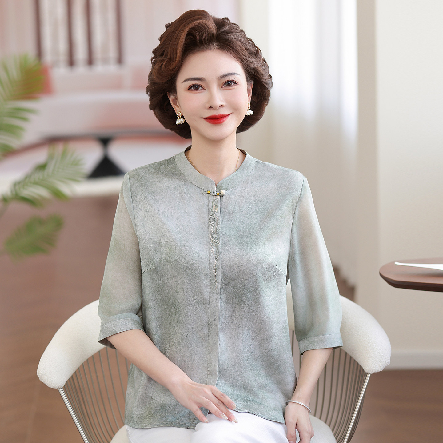 中老年妈妈夏装真丝上衣T恤洋气优雅女装中老年新中式七分袖套装