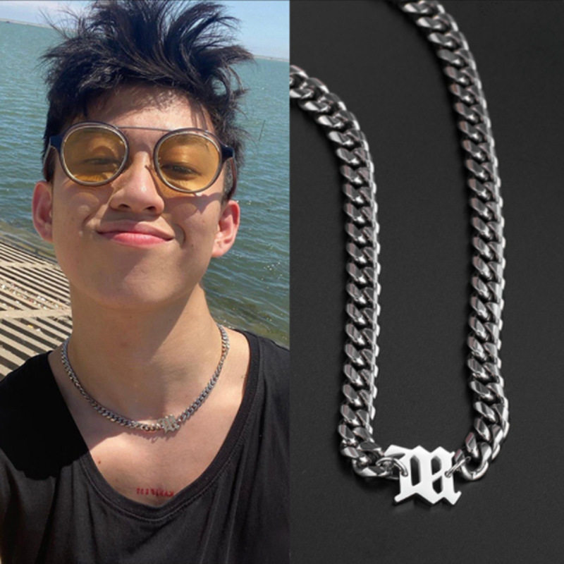 Rich Brian七哥同款嘻哈古巴项链潮人男女个性钛钢字母粗链子配饰