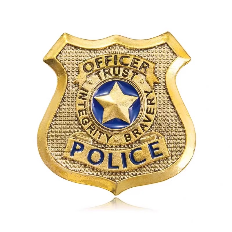 2023新款朱迪狐尼克警察胸针