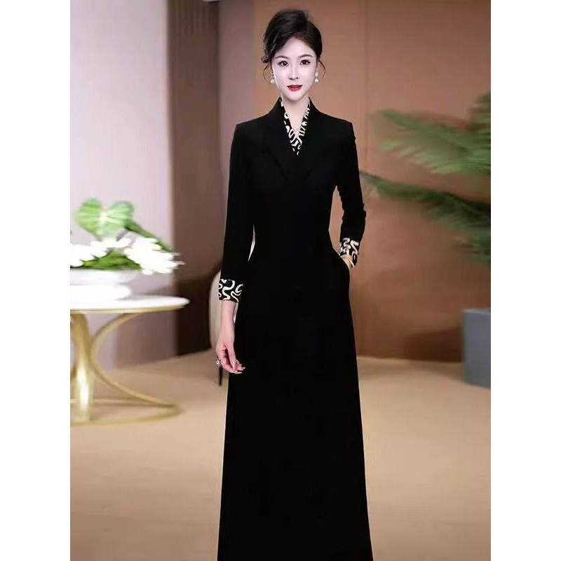 黑色裙子春秋季女2026新款长袖高档连衣裙阔太太洋气高贵中长裙