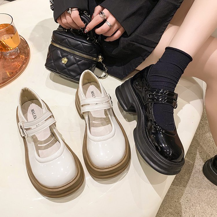 厚底玛丽珍小皮鞋女秋季增高漆皮复古配裙子单鞋温柔2025新款百搭