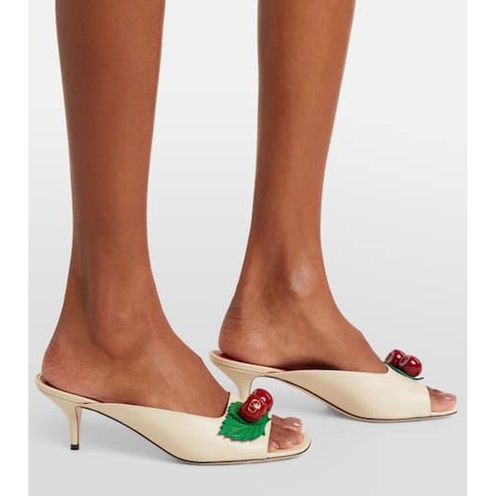 1h可退 香港直邮valentino 华伦天奴 女士 Cherryfic 55 皮质凉拖,女鞋,时装凉鞋,淘宝优惠券,粉丝福利购,淘宝优惠卷