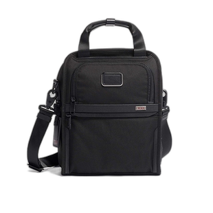 自营欧洲直邮Burberry/博柏利 男士聚酯纤维格纹连帽羽绒服