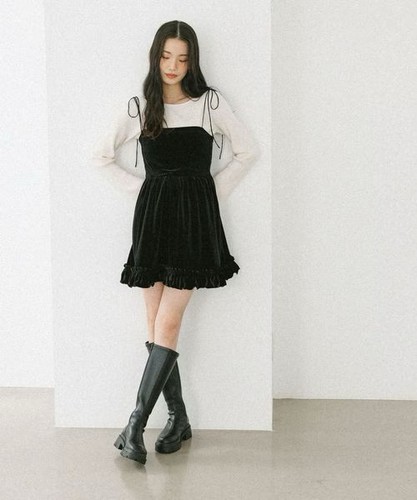 日牌 元 he@ther 25秋冬新款天鹅绒吊带连衣裙