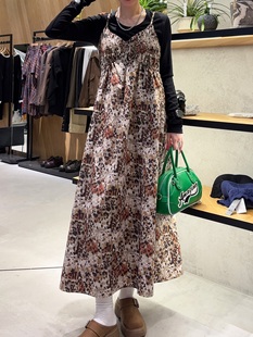 日单js 春秋两穿复古斑驳朦胧印花轻薄吊带连衣裙 25秋新款