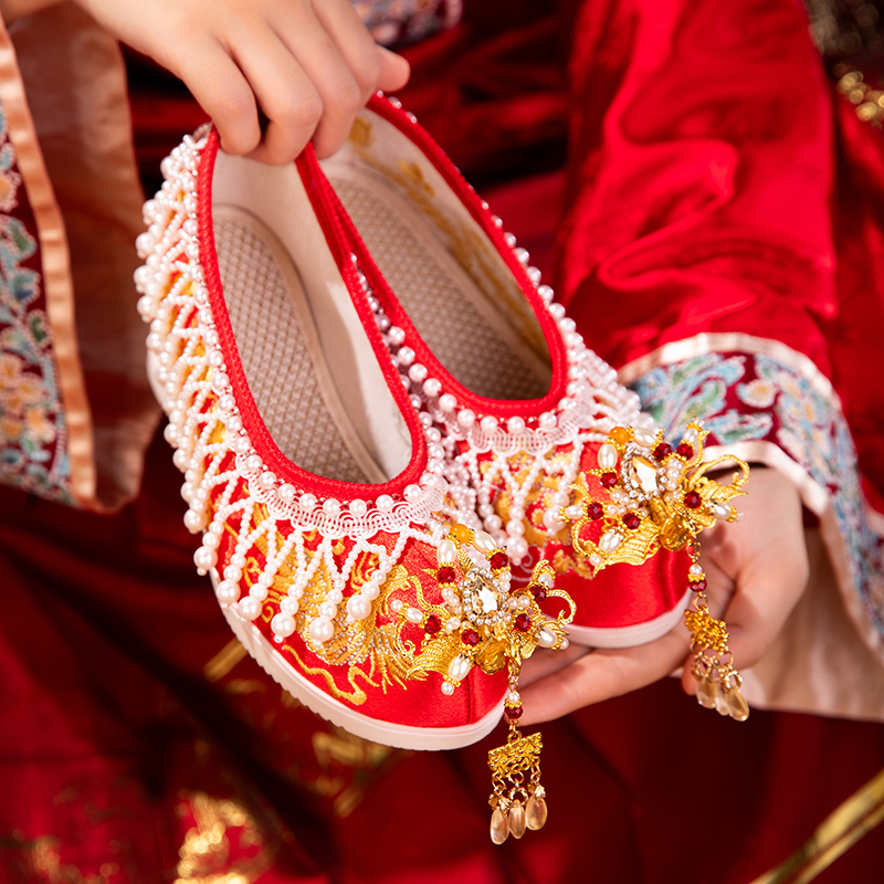 中式秀禾婚鞋女明制红色新娘结婚鞋配婚服坡跟内增高古风汉服婚鞋
