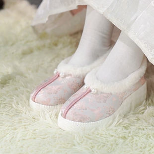 汉服鞋 配马面复古保暖毛毛鞋 子女厚底加绒棉鞋 国风绣花鞋 中式 冬季