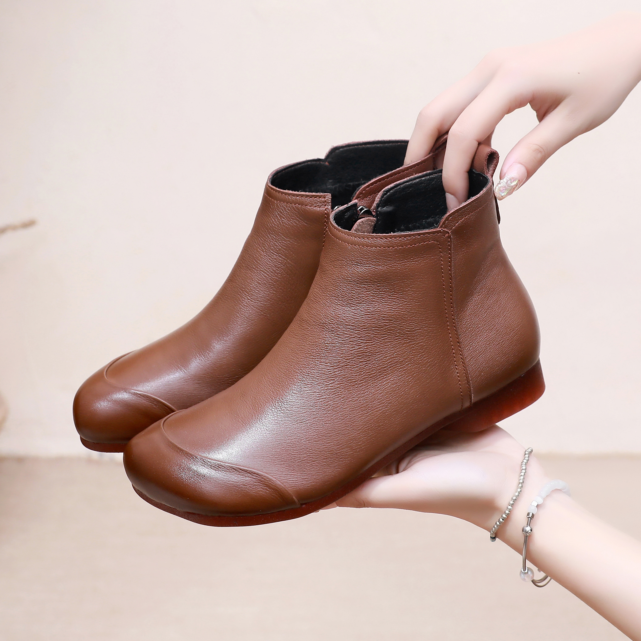 复古妈妈鞋短靴真皮软底大码棉鞋