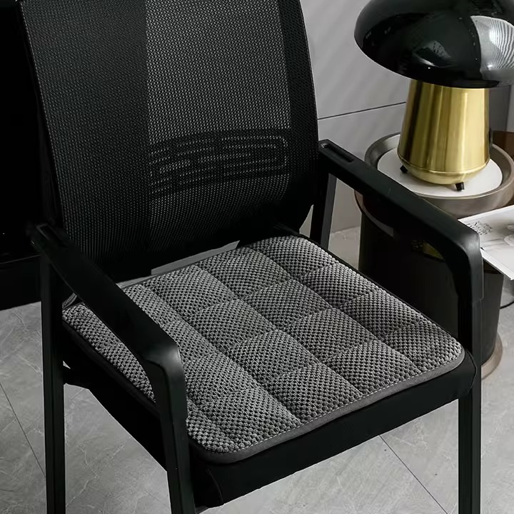 冬天办公室椅子坐垫加厚久坐屁垫