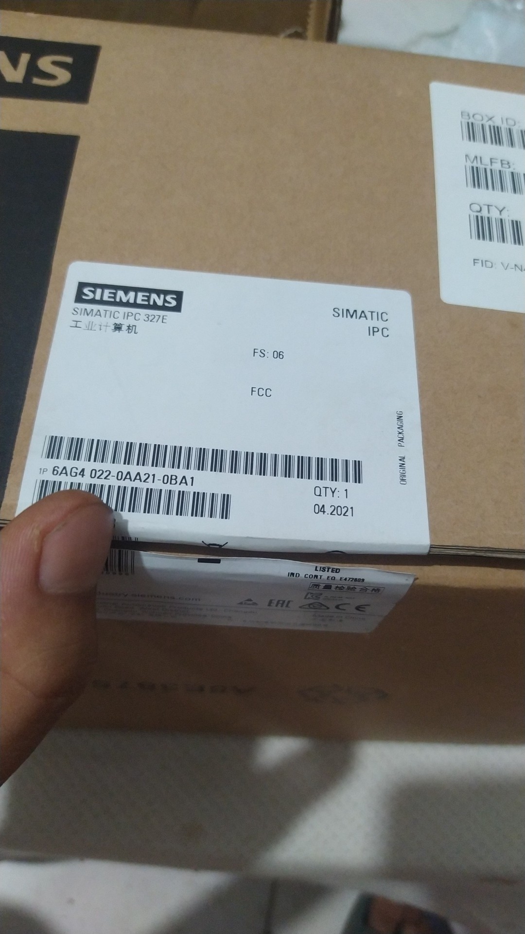 6AG4022-0AA21-0BA1西门子工控机IPC327E箱式全新原包装现货