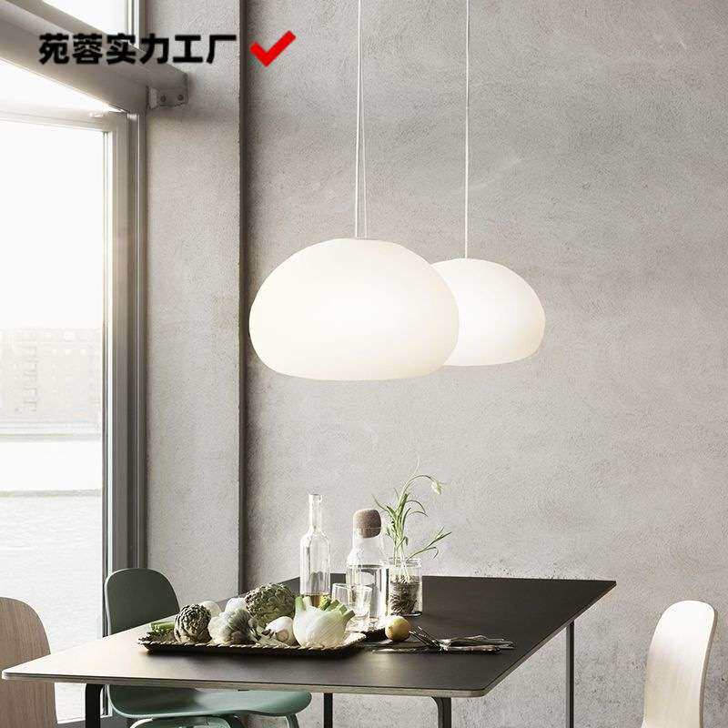 设计师云朵客餐厅吊灯现代简约水滴样板房卧室床头白色玻璃圆球灯