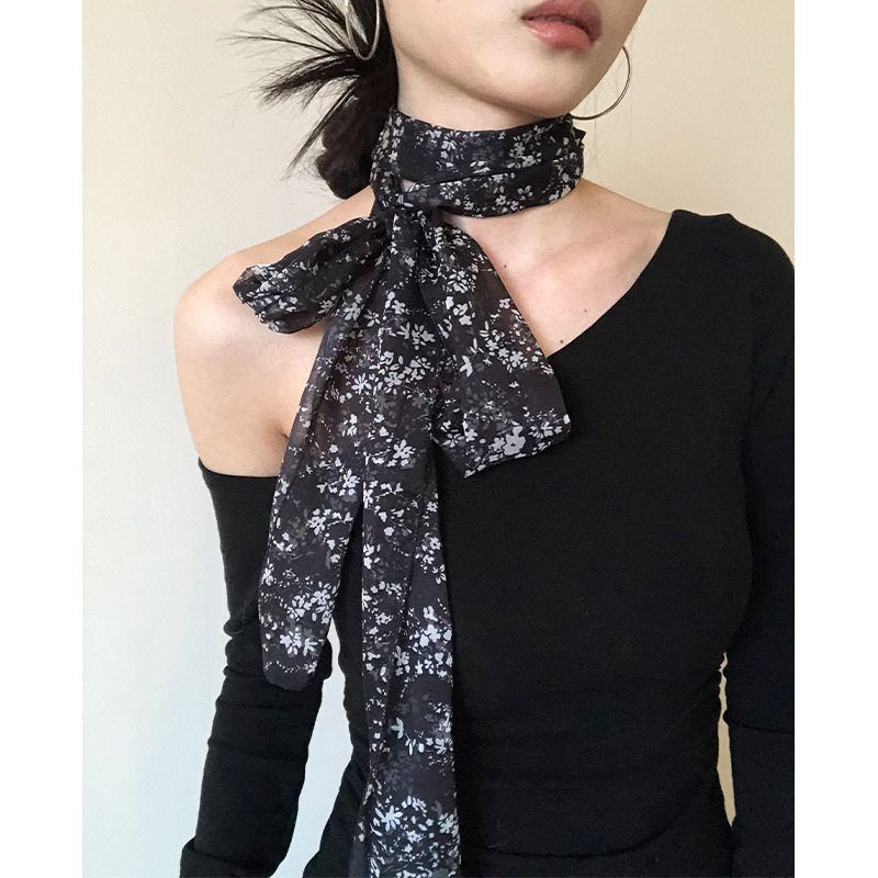 复古韩系饰围巾长款年春夏新款感系丝巾2025碎花女氛围时髦脖颈