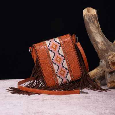 Retro cotton and linen bohimi leather carved shoulder cross