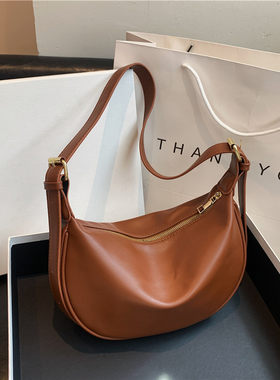Soft leather large capacity casual bag crossbody bag女休闲包