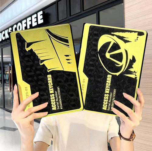 内壳软硅胶材质。舒适手感,四角防摔。