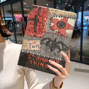 怪奇物语ipad10保护套pro2024款11寸5苹果air7平板mini6壳4迷你3适用2三折2020带笔槽8第9代2021搞怪2018涂鸦